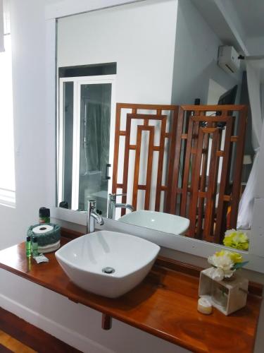 Acacia Inn GuestHouse